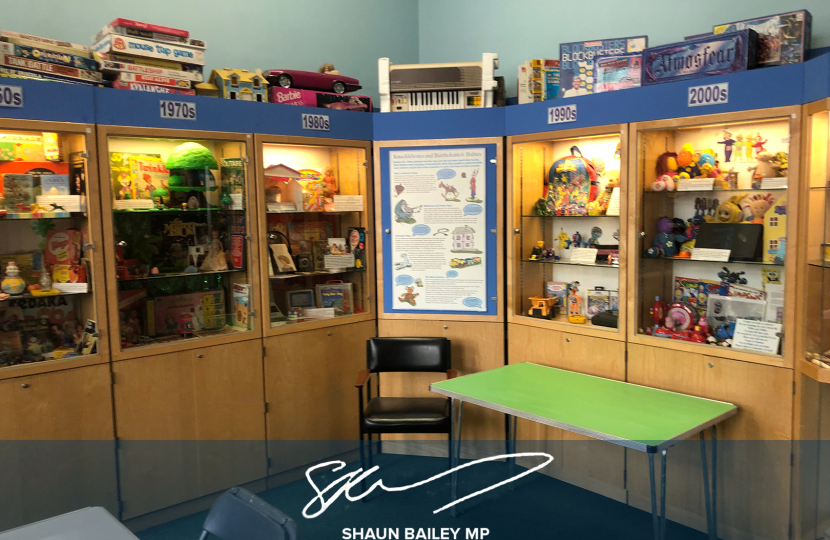 A picture of the 'Play' Room described in the article.